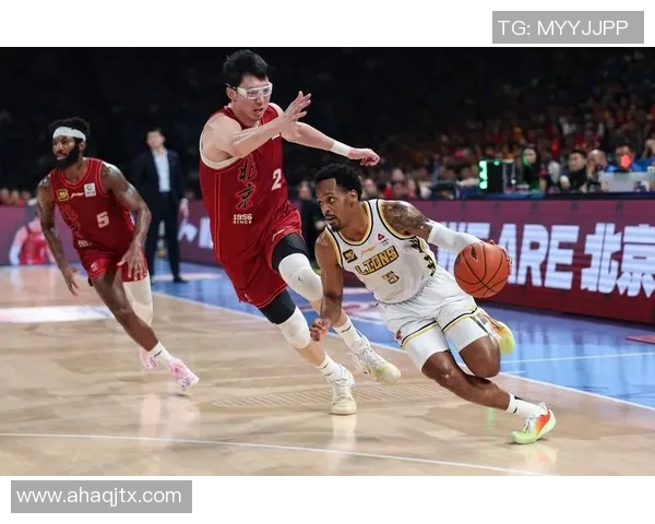 2018年CBA广东队与吉林队激战回顾精彩瞬间与赛场亮点分析